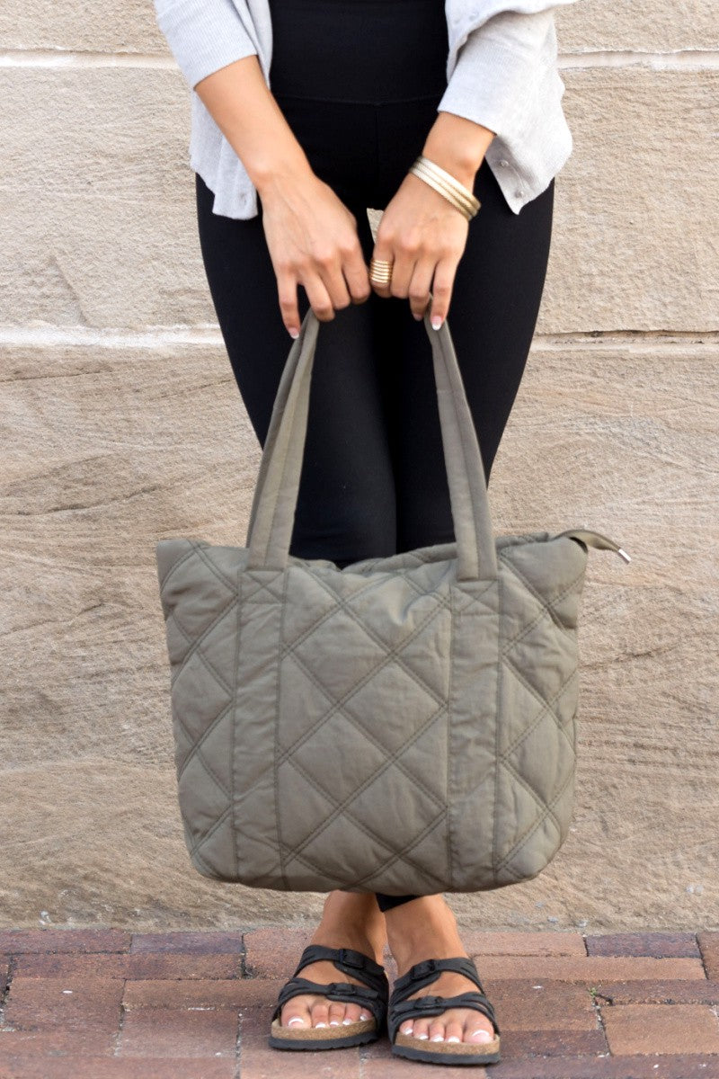 Paragon Quilted Tote (2 colors)