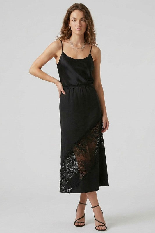 Lizza Lace Skirt