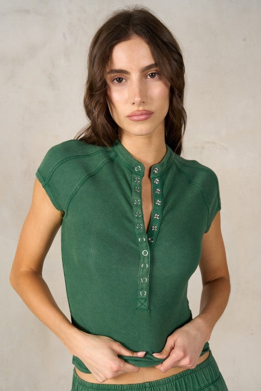 Kelland Snap Tee