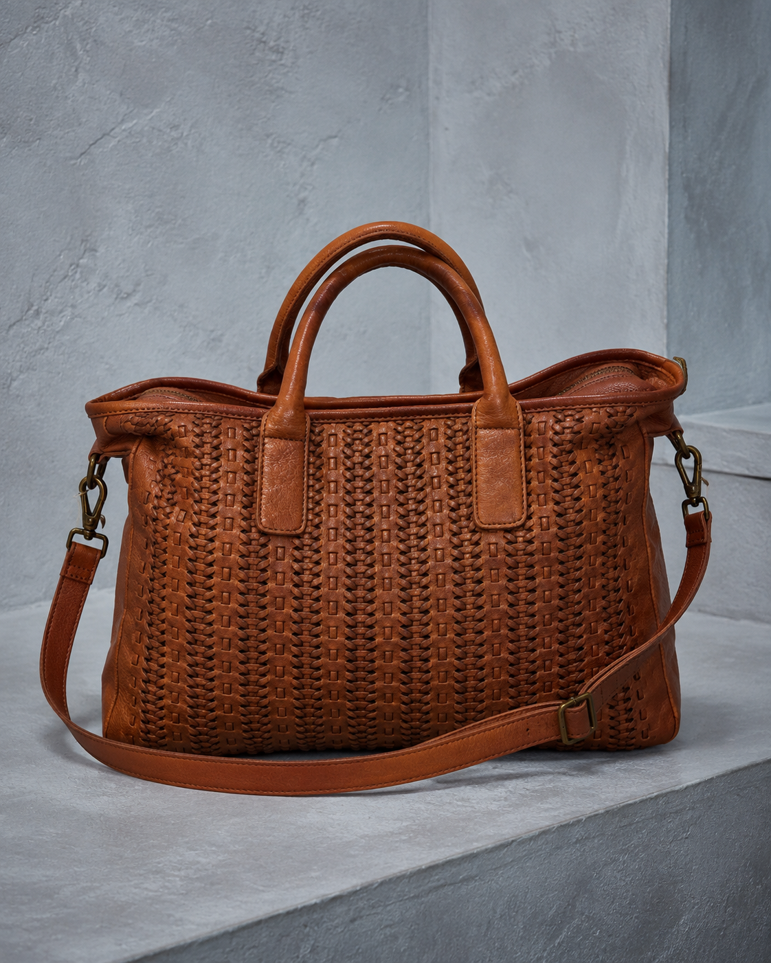 Hannah Woven Satchel bag